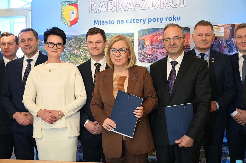 podpisanie umowy o dofinansowanie klastra energii na Podhalu